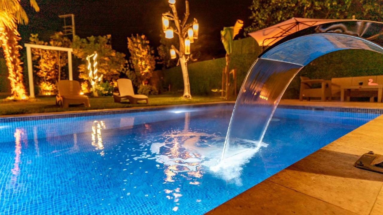 Villa Atlas Muhafazakar Havuzlu, Mustakil Genis Bahceli Sapanca Zewnętrze zdjęcie