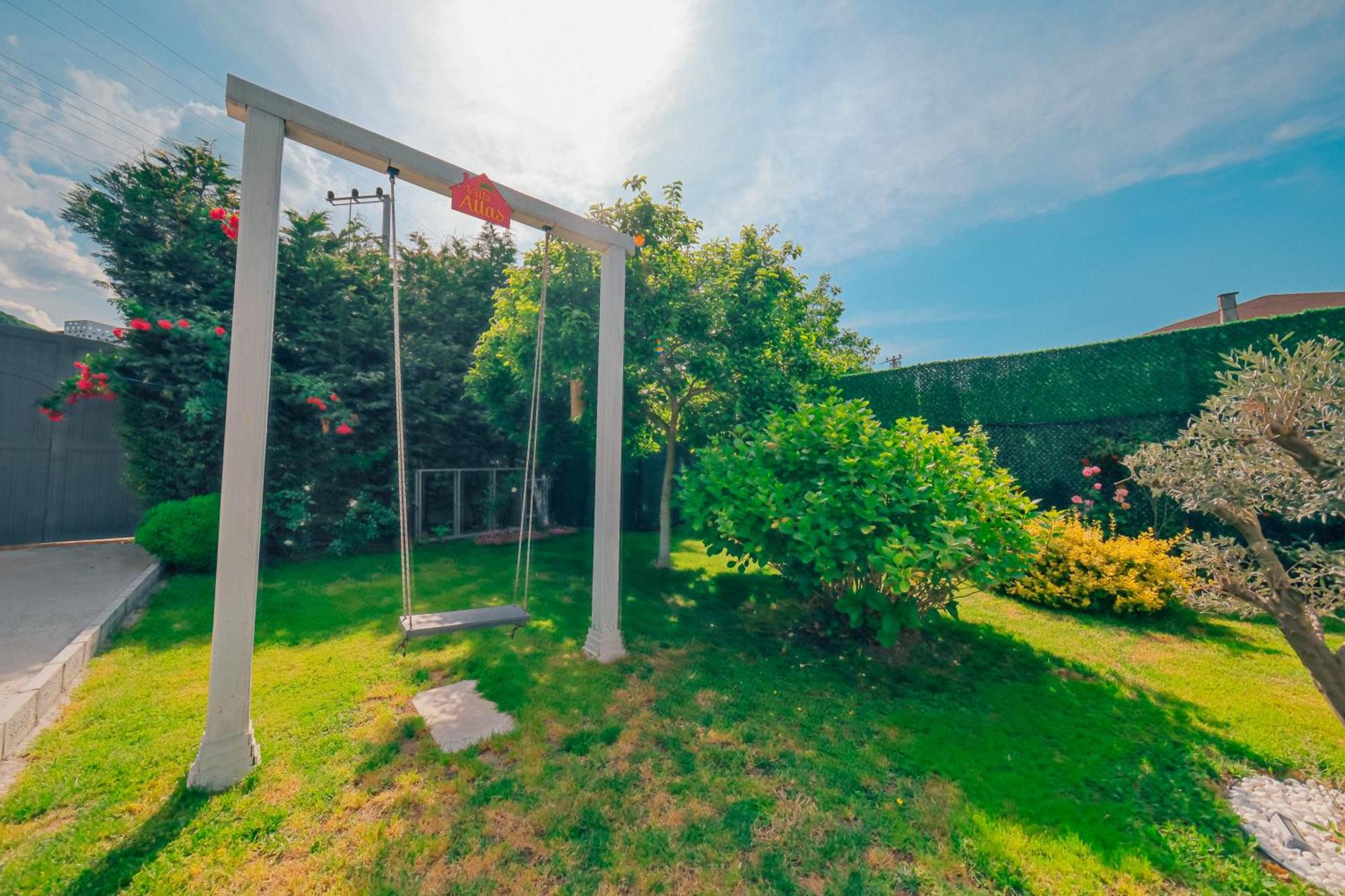 Villa Atlas Muhafazakar Havuzlu, Mustakil Genis Bahceli Sapanca Zewnętrze zdjęcie